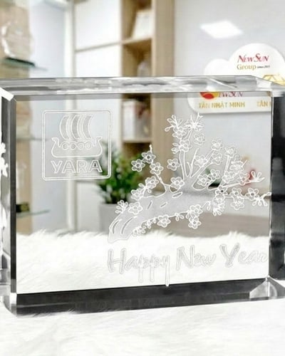 Pha lê 3D Tết Khắc theo yêu cầu