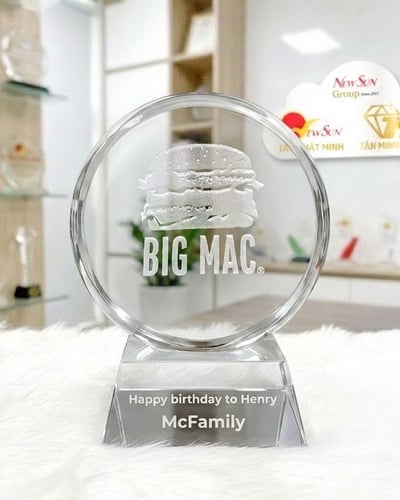 Quả Cầu Pha Lê Xoay 3D Khắc Logo & Hình Theo Yêu Cầu 10 cm