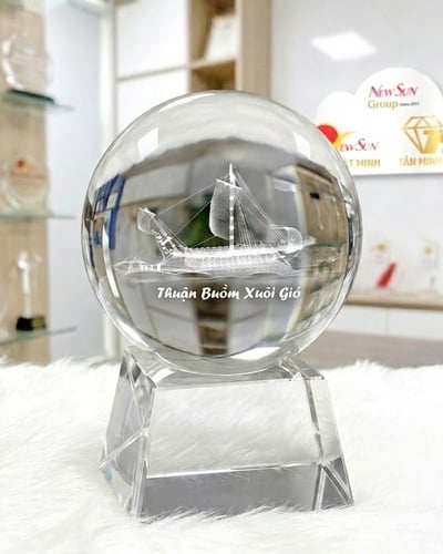 Quả Cầu Quà Tặng Pha Lê 3D Thuận Buốm Xuối Gió Cầu 8 cm