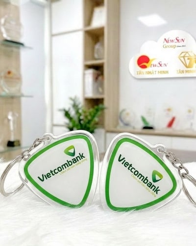 Sản Xuất Móc Khóa Nhựa Dẻo Theo Yêu Cầu Hình Dạng