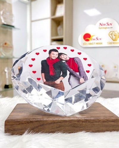 Viên Kim cương pha lê, chặn giấy pha lê in ảnh
