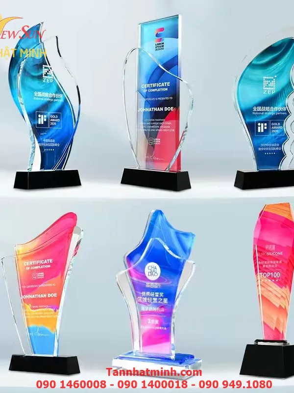 Kỷ niệm chương pha lê, Xưởng sản xuất pha lê (52)