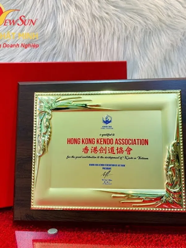 Bảng vinh danh, Kỷ niệm chương gỗ đồng nhập khẩu vip (1)