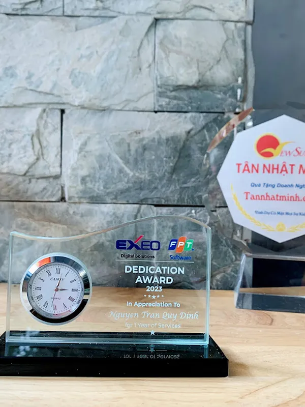 chặn giấy pha lê, xưởng kỷ niệm chương đẹp -42