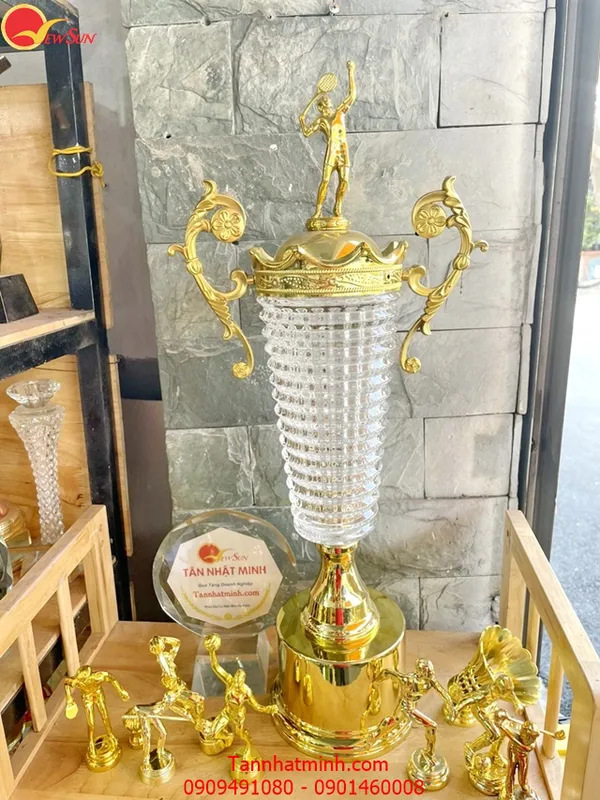 Cúp thể thao kim loại 52