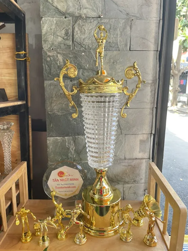 Cúp Bóng Rổ Pha Lê Đẹp -2