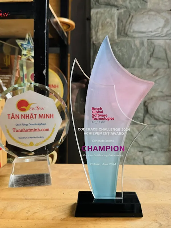 Cúp Trao Thưởng - Top Các Mẫu Đẹp Giá rẻ