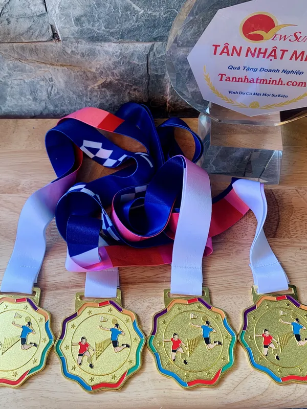 Huy chương đúc khuôn theo yêu cầu 2