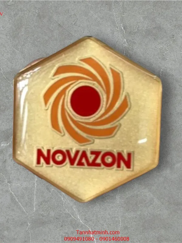 In huy hiệu giá rẻ