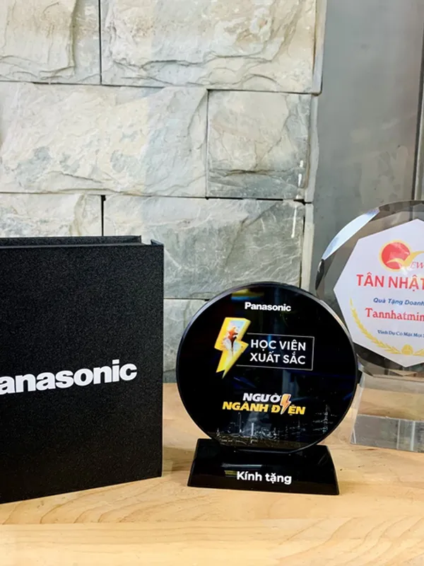 Top Các Mẫu Kỷ Niệm Chương Lưu Niệm - Đẹp Giá Rẻ