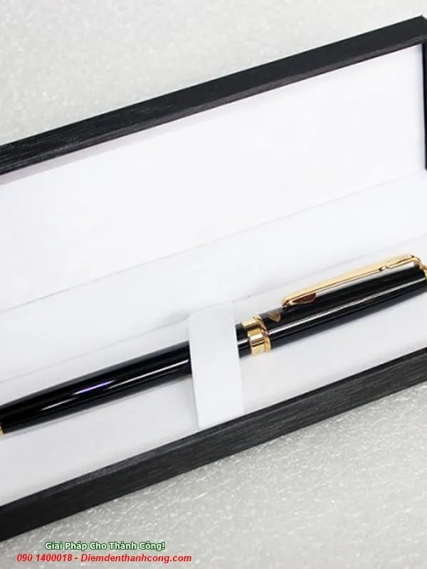 Bút kim loại khắc tên - Cá sấu Vip 1, bút kim loại quà tặng