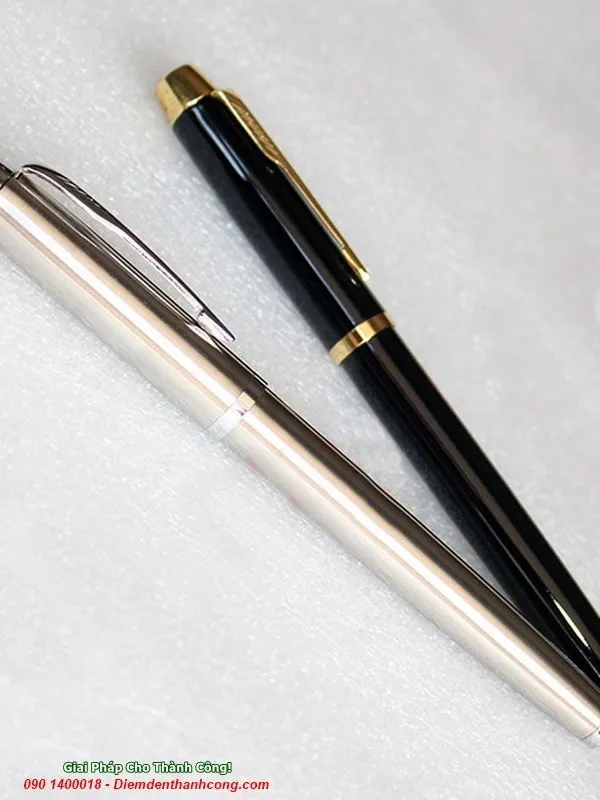 Bút Kim Loại Khắc Tên HCM,  bút quà tặng khắc logo