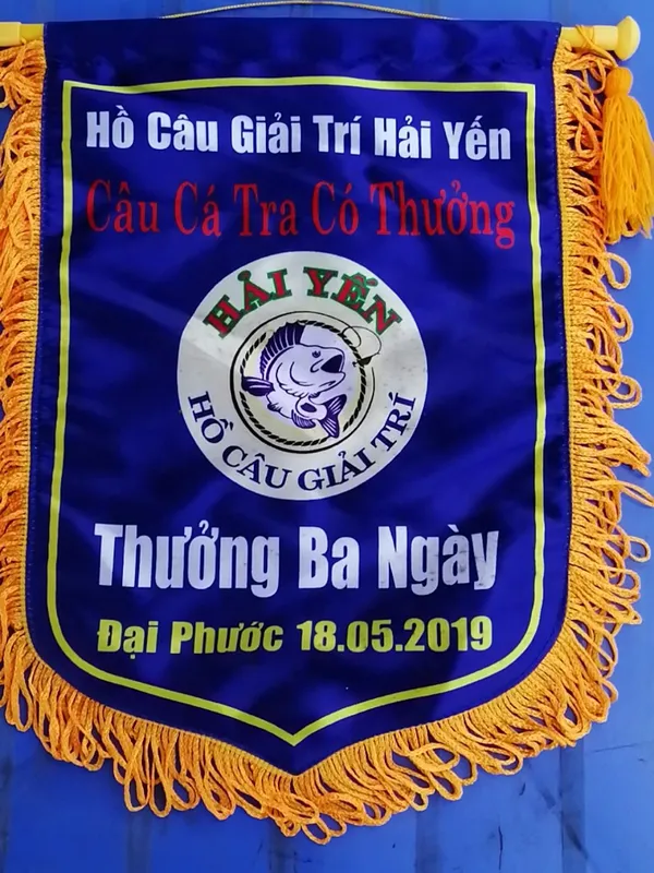 Cờ lưu niệm (1)