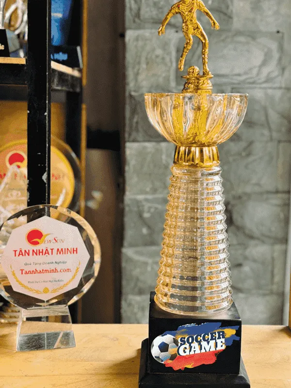 Cúp Bóng Đá Pha Lê Đẹp - Cao Cấp Sang Trọng
