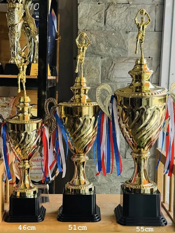 Cúp Bóng Rổ Kim Loại - Vinh Danh Người Thắng Cuộc