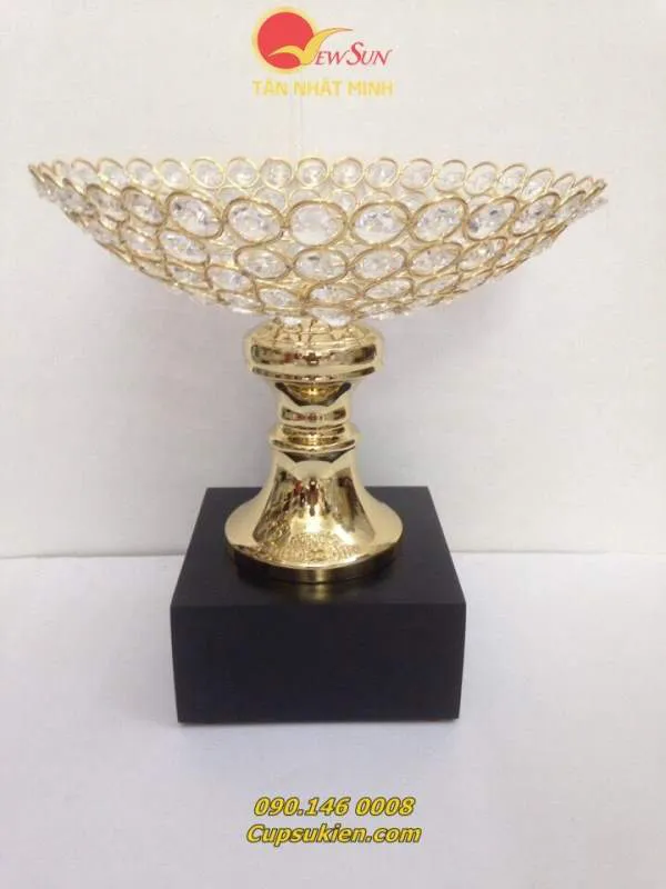 Cúp thể thao kim loại 75