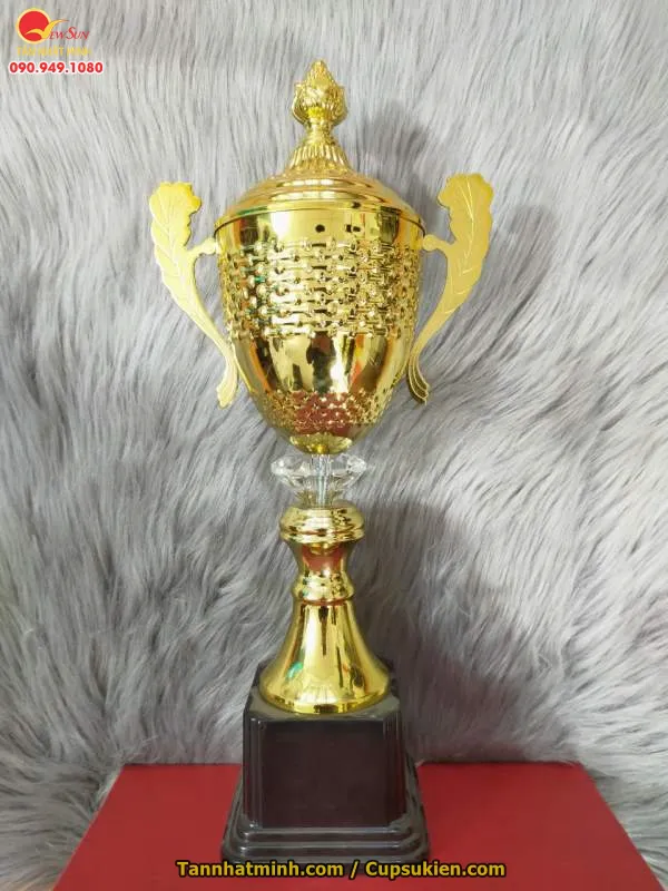 Cúp thể thao kim loại 44