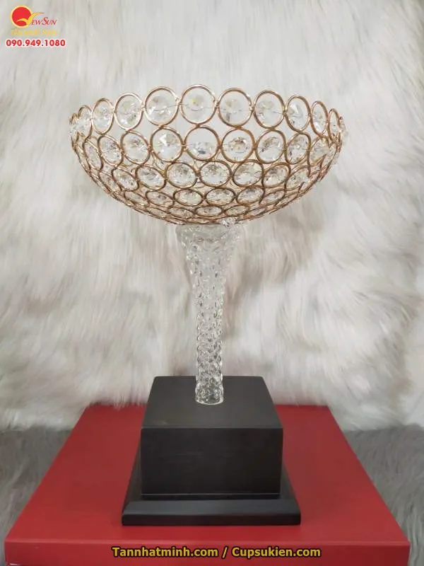 Cúp giải thưởng kim loại 34