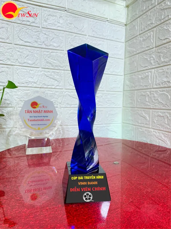 TOP Các Mẫu: Cúp Truyền Hình Đẹp Giá Rẻ