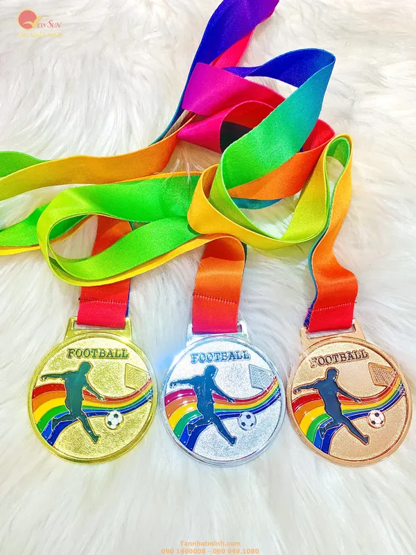 Huy chương giá rẻ, thể thao đẹp (3)