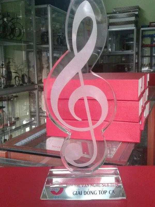 Kỷ niệm chương hình nốt nhạc, âm nhạc đẹp - 16