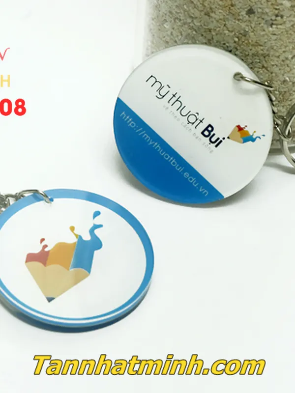 Sản xuất móc khóa mica (2)