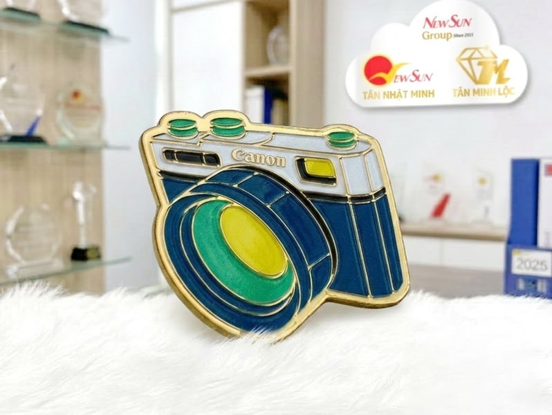 Hướng Dẫn Chọn Huy Hiệu Cài Áo Cho Đồng Phục Doanh Nghiệp