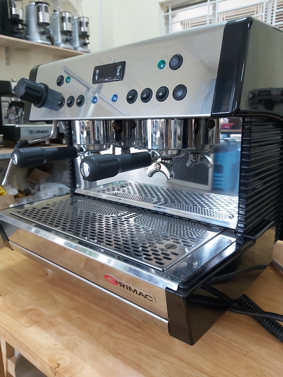 Thanh lý máy pha cafe ý Grimac G1 nhập khẩu nguyên chiếc giá rẻ 40%.