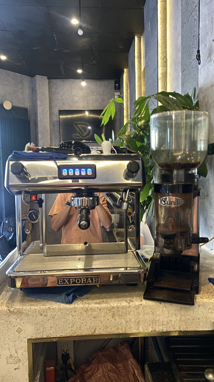 Thanh lý nguyên bộ Máy pha cà phê Expobar Megacream và máy xay cà phê Cunill *Gọn - Bền -  Rẻ.