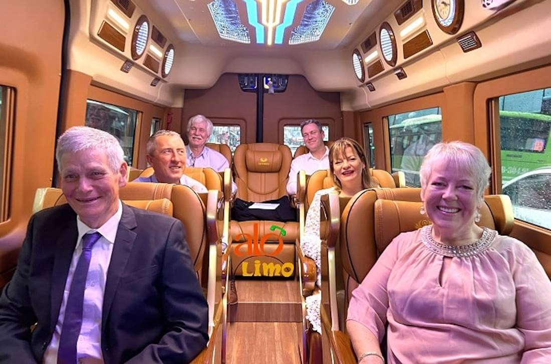 Car rental to Kon Tum 4 Days 3 Nights 4-7-16-29-45c Limousine 9-11-15-18c