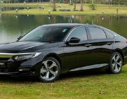 RENT 4-SEAT HONDA ACCORD CAR | PRESTIGIOUS CAR RENTAL SERVICE IN VIETNAM