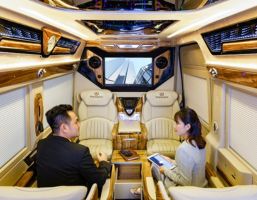 7-SEAT PRESIDENT CAR RENTAL | REPUTABLE CAR RENTAL SERVICE