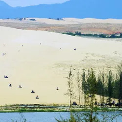 Tour Saigon to Muine 2 Day 1 Night