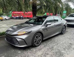 TOYOTA CAMRY 4-SEAT CAR RENTAL | REPUTABLE CAR RENTAL SERVICE