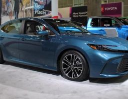 TOYOTA CAMRY 4-SEAT CAR RENTAL | REPUTABLE CAR RENTAL SERVICE