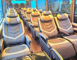 Car rental from Ho Chi Minh to Pleiku