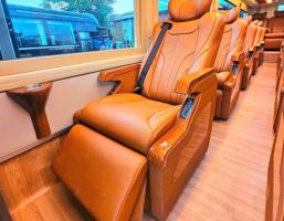 Car rental from Ho Chi Minh to Pleiku