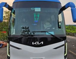 Car rental from Ho Chi Minh to Pleiku
