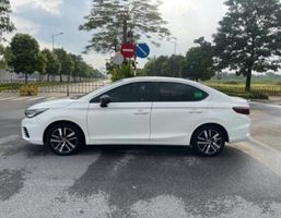 Car rental from Ho Chi Minh to Pleiku