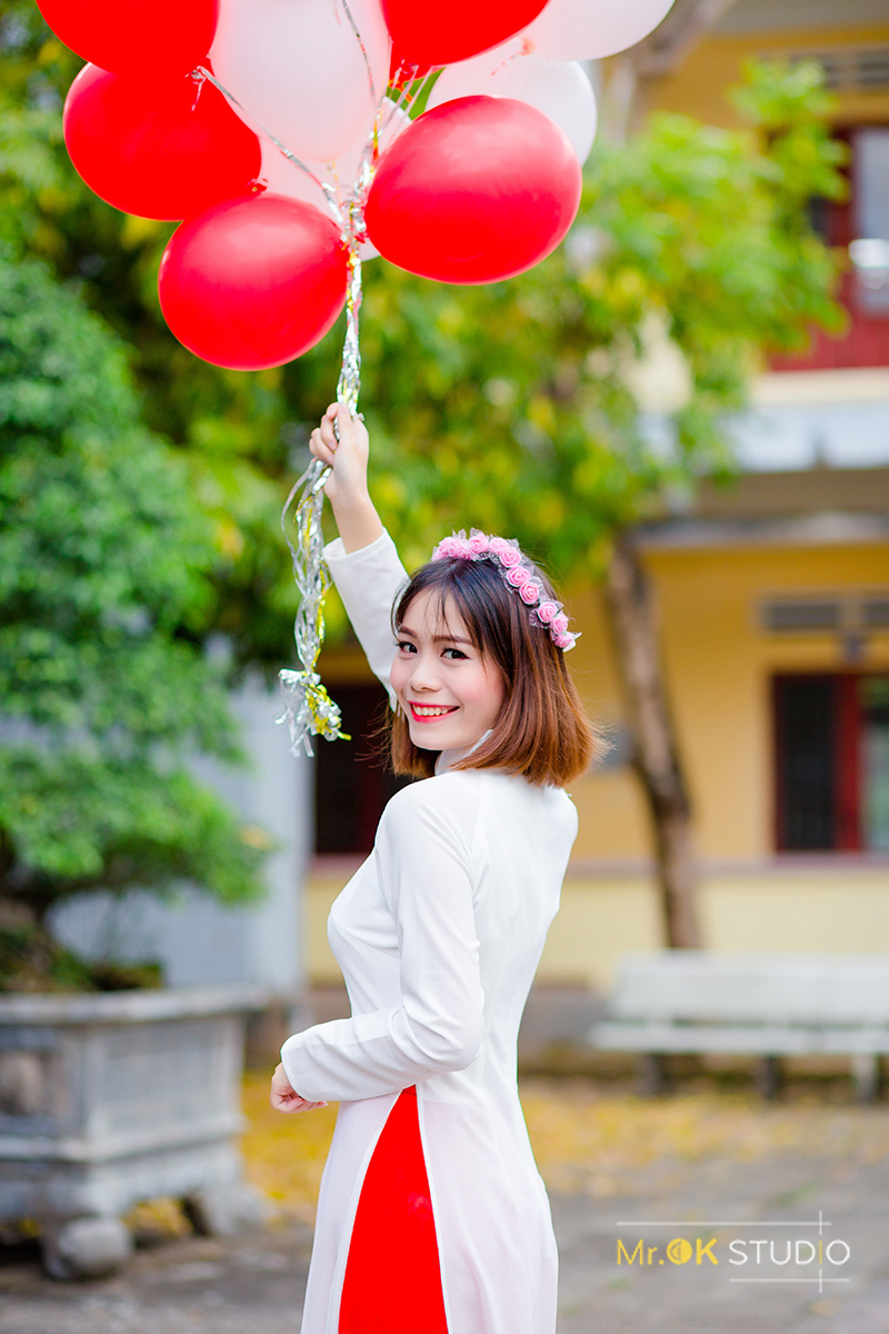 Hãy chọn màu son nhẹ nhàng, tươi sáng Hãy chọn màu son nhẹ nhàng, tươi sáng