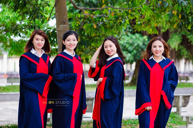 Không nên làm tóc quá cầu kỳ, phức tạp Không nên làm tóc quá cầu kỳ, phức tạp