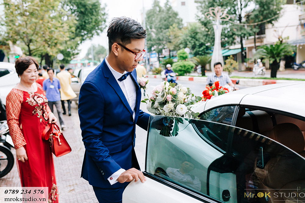 Ảnh phóng sự cưới với sự đa dạng về góc chụp, không tạo sự gò bó Ảnh phóng sự cưới với sự đa dạng về góc chụp, không tạo sự gò bó