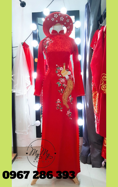 Áo dài cô dâu gấm đỏ Thêu chim phụng
