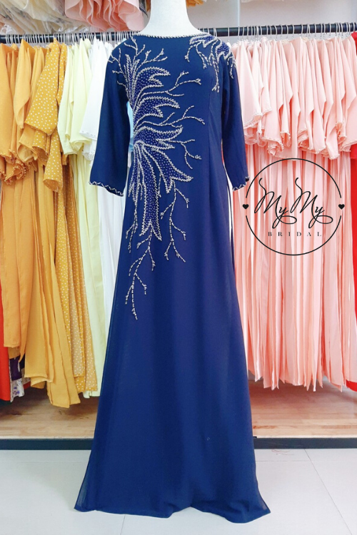 Áo cưới My My là địa chỉ cho thuê áo dài người trung niên, áo dài làm sui, áo dài mẹ chồng, áo dài quý bà với nhiều mẫu mã, màu sắc, chất liệu và hoa văn sang trọng