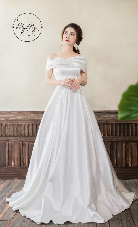 Cho thuê áo cưới cô dâu trắng satin mềm mại My My Bridal