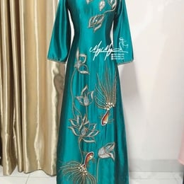 ÁO DÀI SUI XANH HỌA TIẾT CÁ CHÉP VÀ HOA SEN