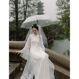 ÁO DÀI CÔ DÂU TRẮNG REN CÁCH ĐIỆU