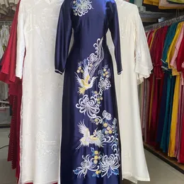 ÁO DÀI BÀ SUI XANH THÊU HOA CÚC VÀ PHƯỢNG HOÀNG TRẮNG