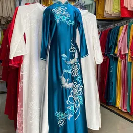 ÁO DÀI SUI XANH THÊU HOA CÚC VÀ CHIM HẠC