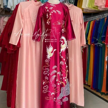 ÁO DÀI BÀ SUI ĐỎ THÊU HẠC VÀ MÂY